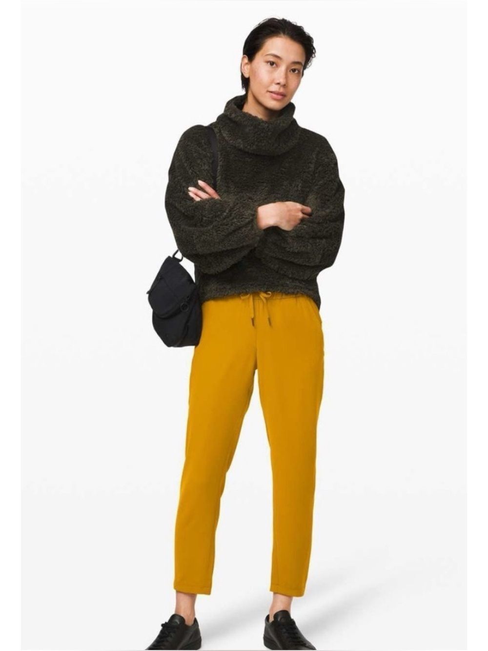 Lululemon On the Fly 7/8 Pant Woven Fools Gold Size 2